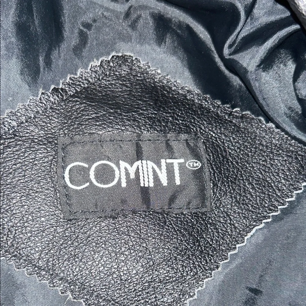 Comint beautiful embossed